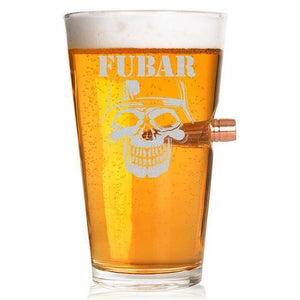Shots Fired by Lucky Shot USA .50 Cal BMG Bullet Beer Pint - FUBAR gravure - Bierglas (475ml)