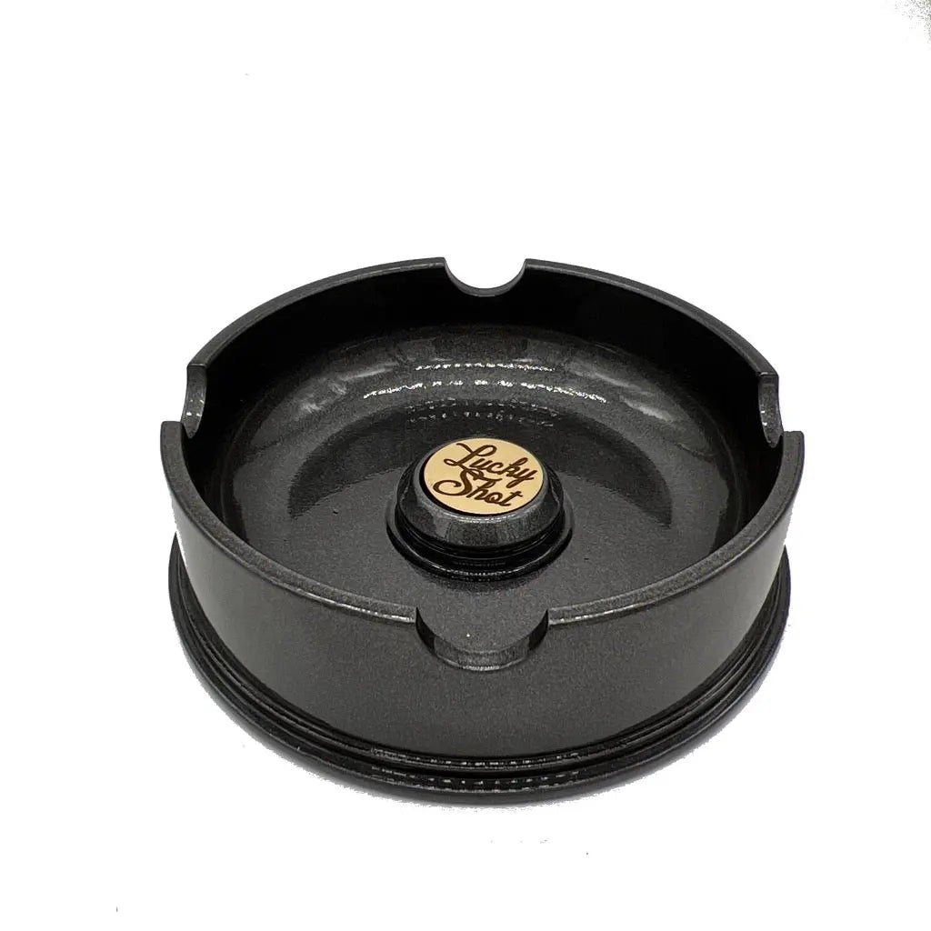 Shots Fired by Lucky Shot USA Lucky Shot Asbak van M1 Abrams tank 120mm shell