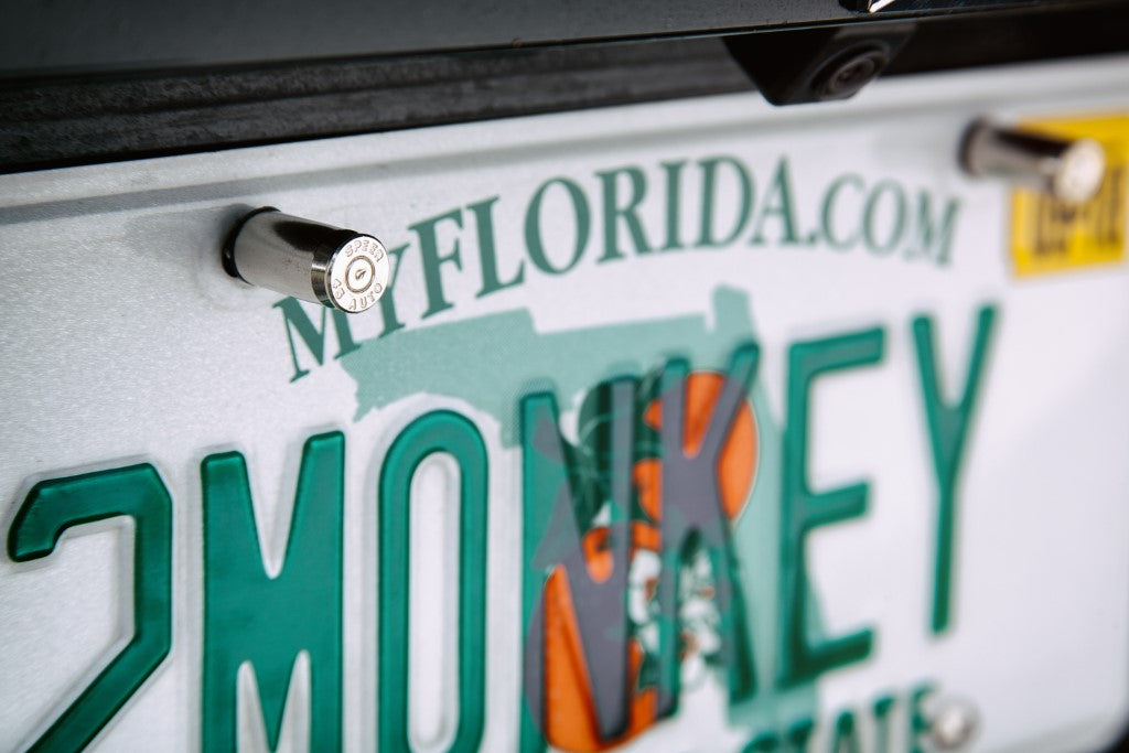 Shots Fired by Lucky Shot USA .45 ACP Kentekenplaatschroefjes 2 stuks (Koper/Goud)