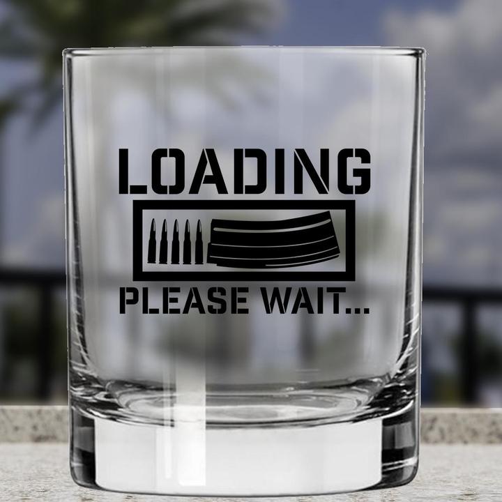 Shots Fired by Lucky Shot USA Americana Collection – Whiskyglas – "LOADING PLEASE WAIT" (325ml)