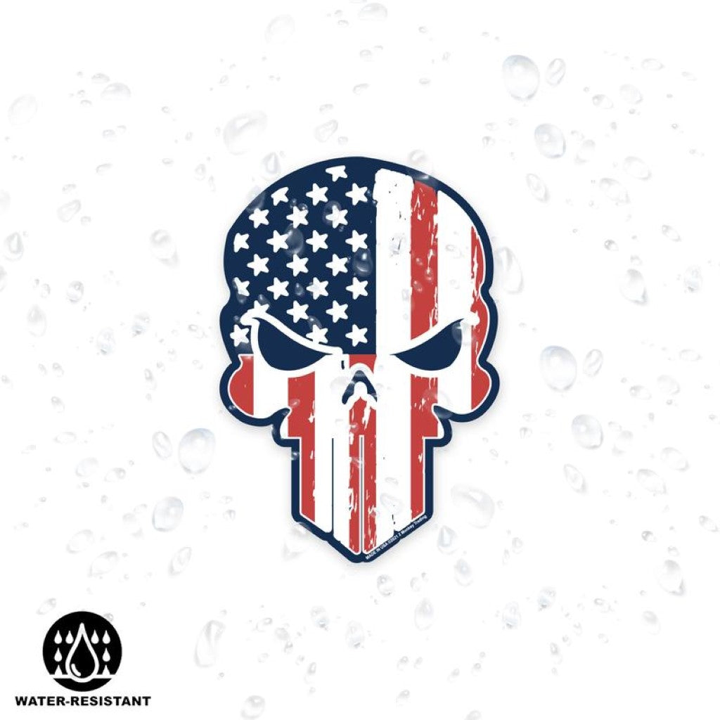 Shots Fired by Lucky Shot USA Magneetsticker Punisher logo met Amerikaanse vlag 10x15cm (Blauw-Rood-Wit)
