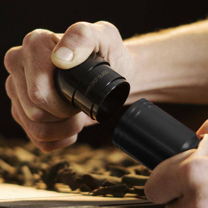 Shots Fired by Lucky Shot USA 40MM Shotglas "40 mike grenade" CNC Aluminium Zwart (60ml)