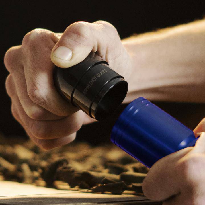 Shots Fired by Lucky Shot USA 40MM Shotglas "40 mike grenade" CNC Aluminium Blauw (60ml)